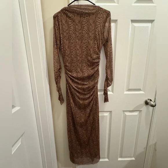 Zara Brown Long Sleeve bodycon snake print Dress - Picture 2 of 8